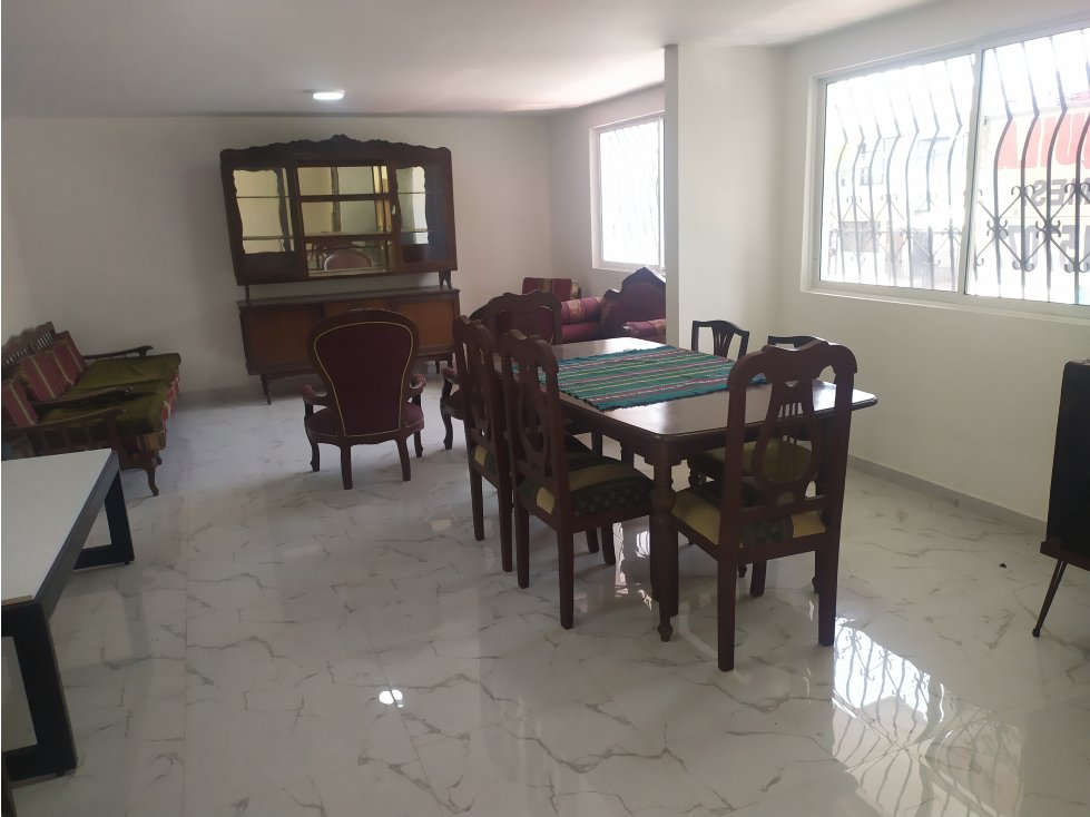 Vendo Casa Triapartamentos Barrio El Bosque Norte de Cali