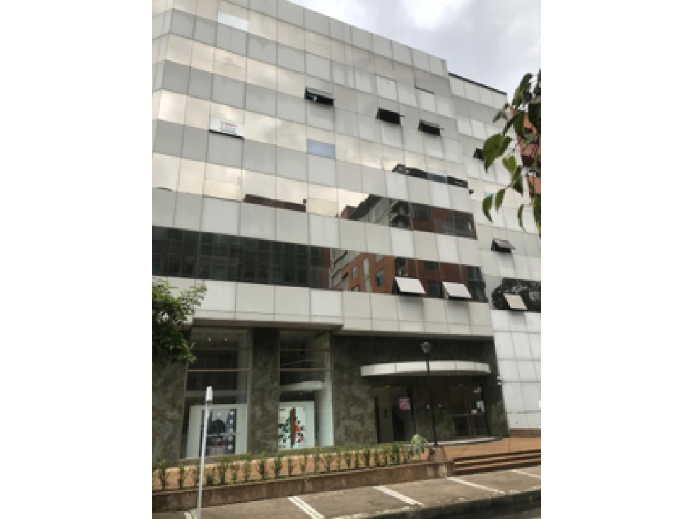 BOGOTA ARRIENDO LOCAL CHICO 380 MTS