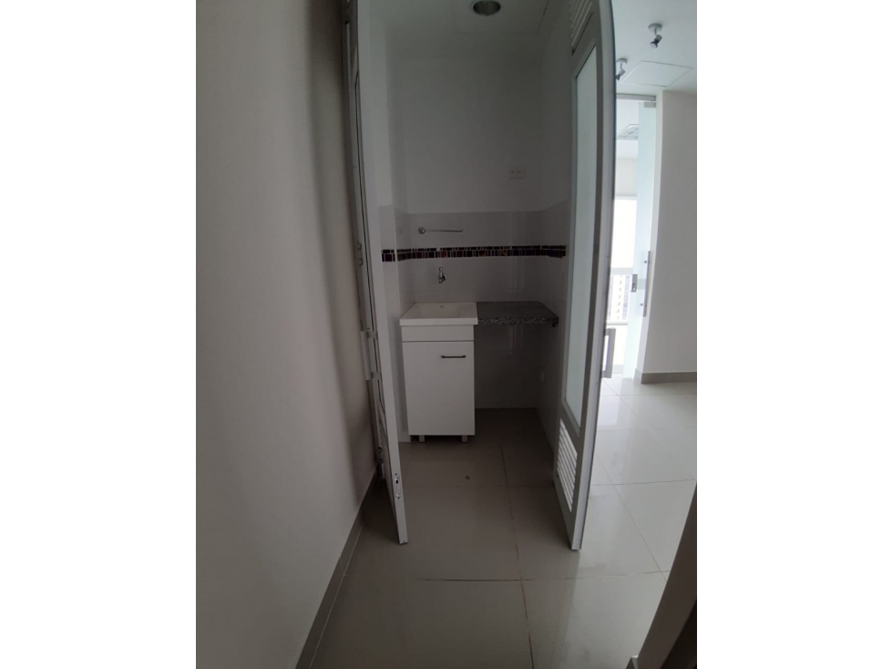 VENTA CONSULTORIO 40 MT2 EDIFICIO PROFESIONAL VIDA