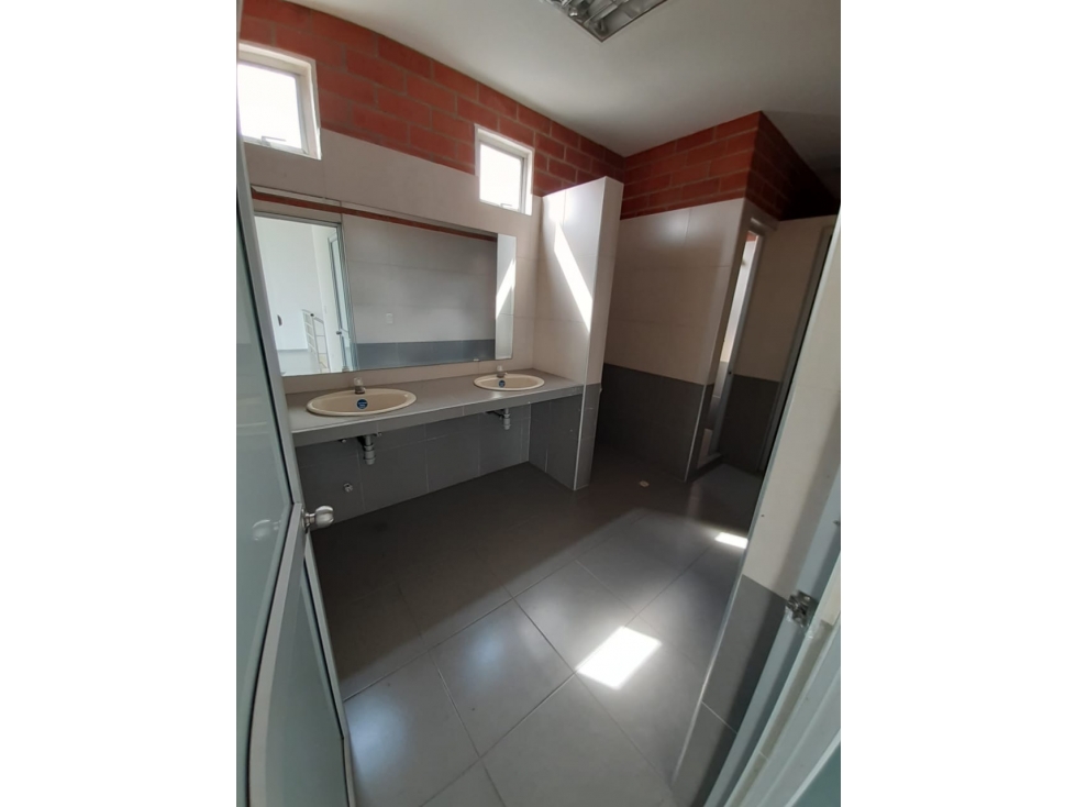 ALQUILER BODEGA 2200 MT2 ZONA FRANCA DEL PACIFICO PALMIRA VALLE
