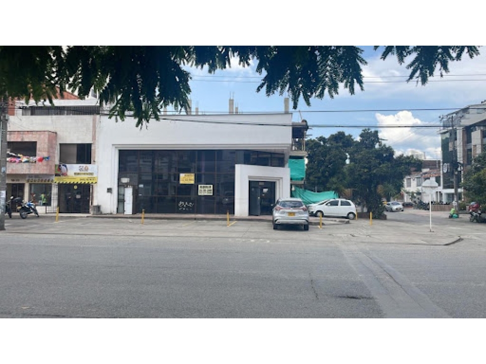 ALQUILO LOCAL AV ESTACION  VERSALLES CALI