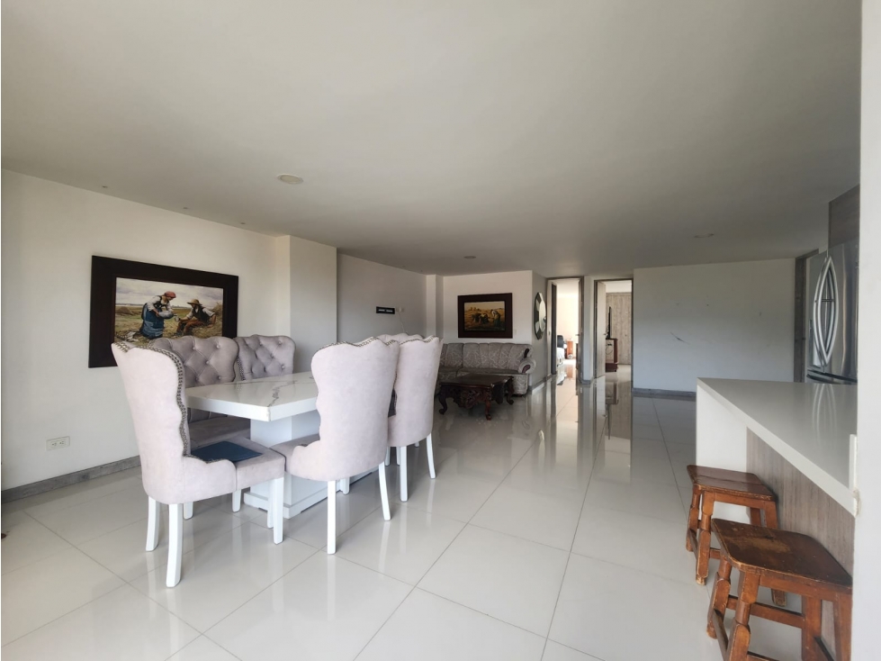 APARTAMENTO  EN  VENTA  CERCA  AL  EXITO  DE  LAURELES