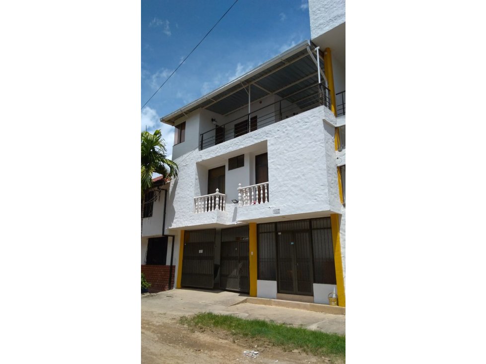 CASA PARA HOSPEDAJE (PENSIÓN-HOTEL- AIRBNB) RENTANDO EN MELGAR