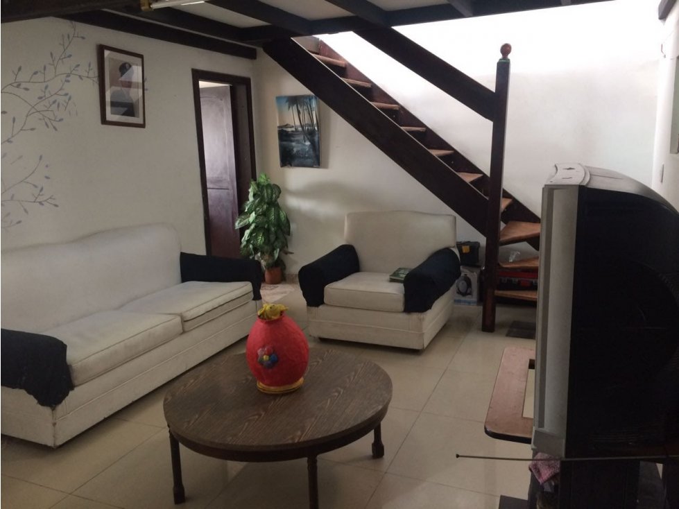 Venta de casa con renta - La Sultana - Manizales.