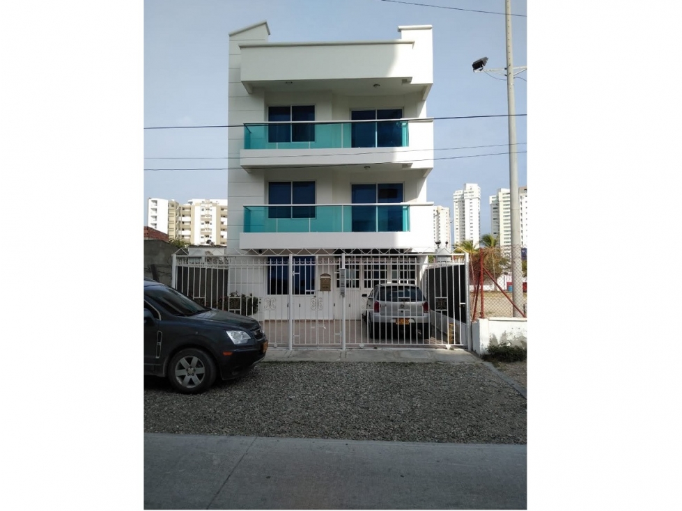 Edificio localizado en sector del Rodadero, Santa Marta