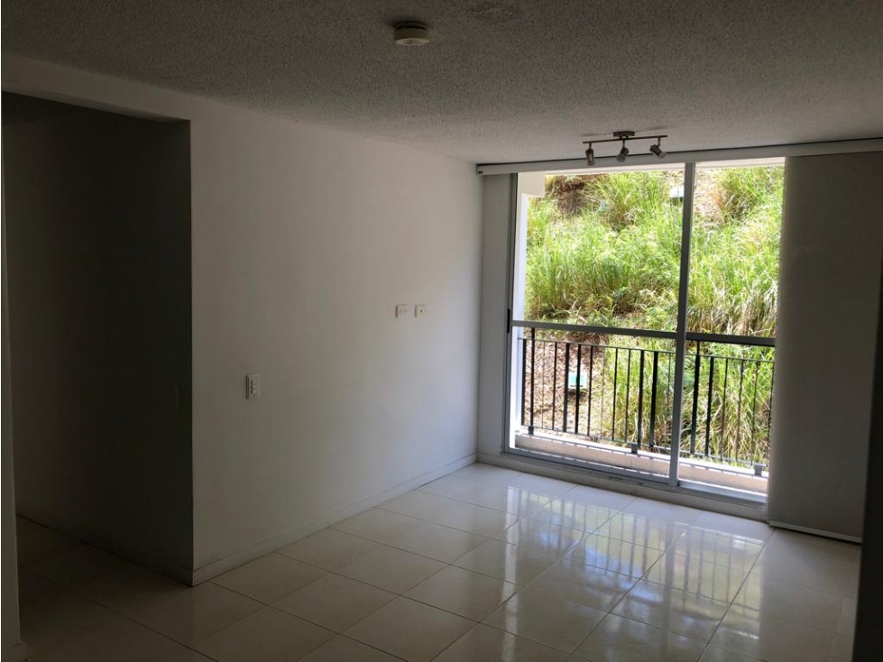 Se vende Apartamento en calasanz