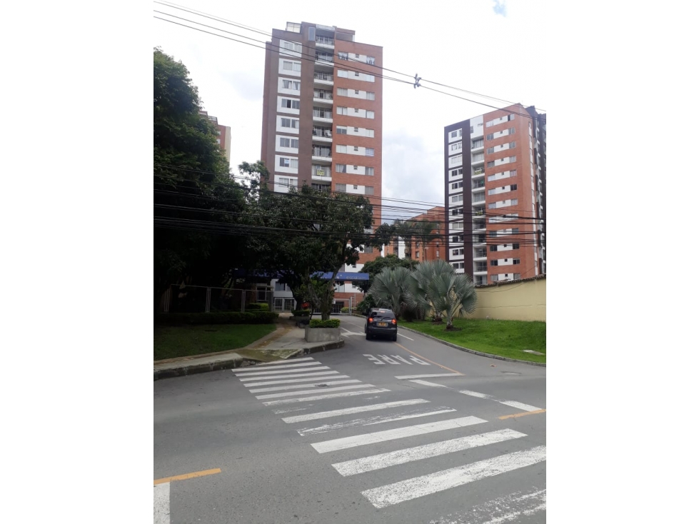 VENDO APTO EN MEDELLIN 86 M2