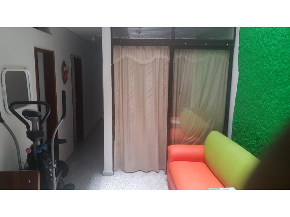 Venta de Casa Rentando Sector Belen Las Playas