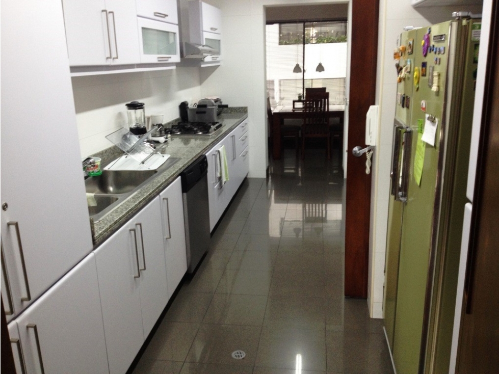 VENTA APARTAMENTO BOSQUE MEDINA 250 MTRS TERRAZA - BALCON