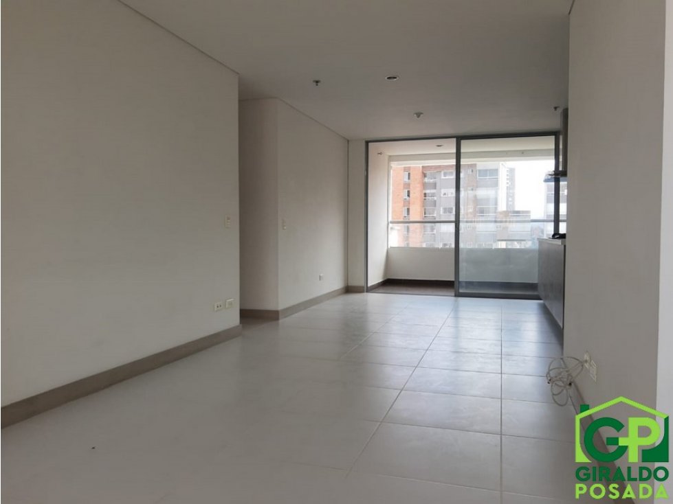 ARRIENDO APARTAMENTO EN EL POBLADO- CASTROPOL