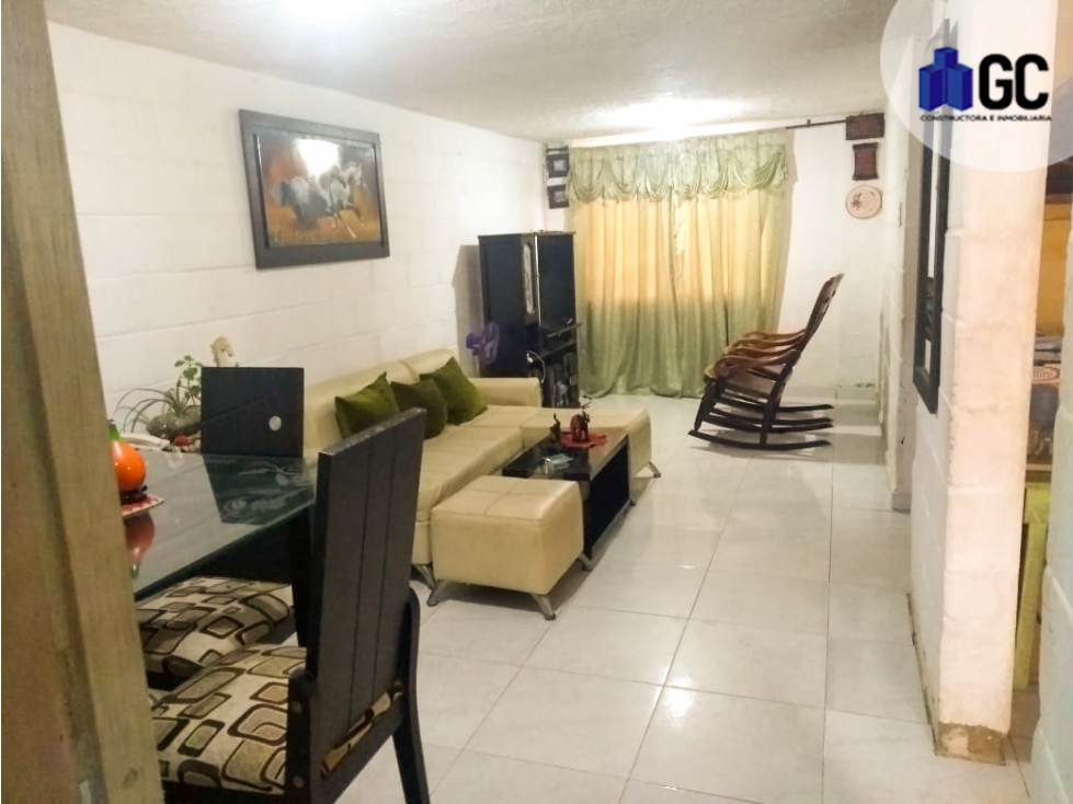 CASA DUPLEX EN VENTA SOLEDAD 2000