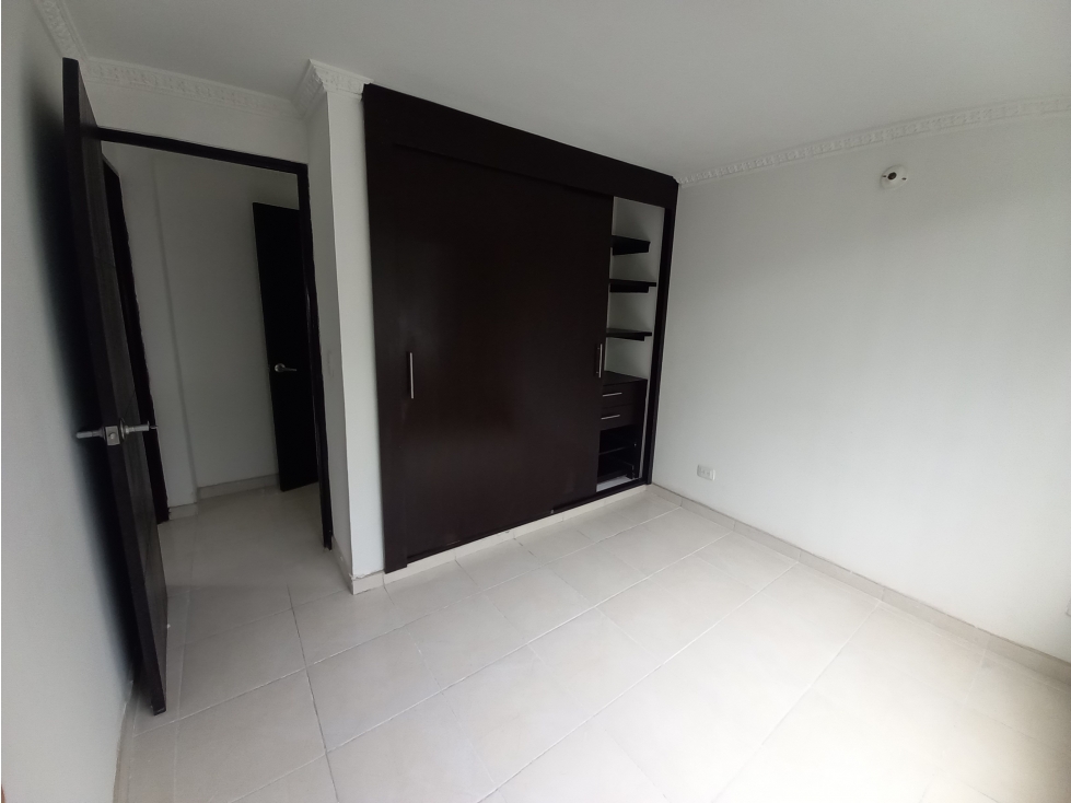 VENDO APARTAMENTO EN CONJUNTO TORRES DEL SOL