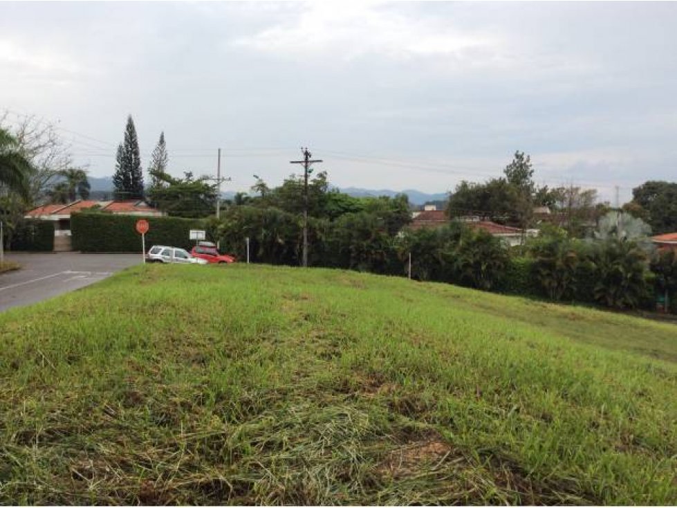 (AV) LOTE PARA VENTA EN EL SUR, CALI