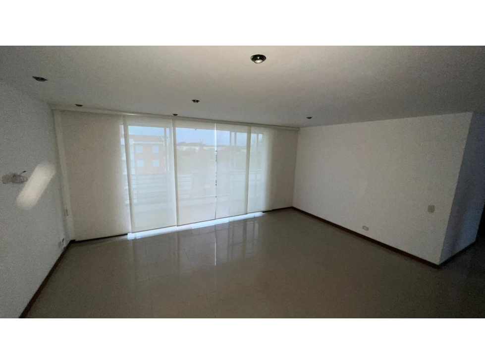 Venta Apartamento de 97mts2 La Hacienda, Sur de Cali 9605.