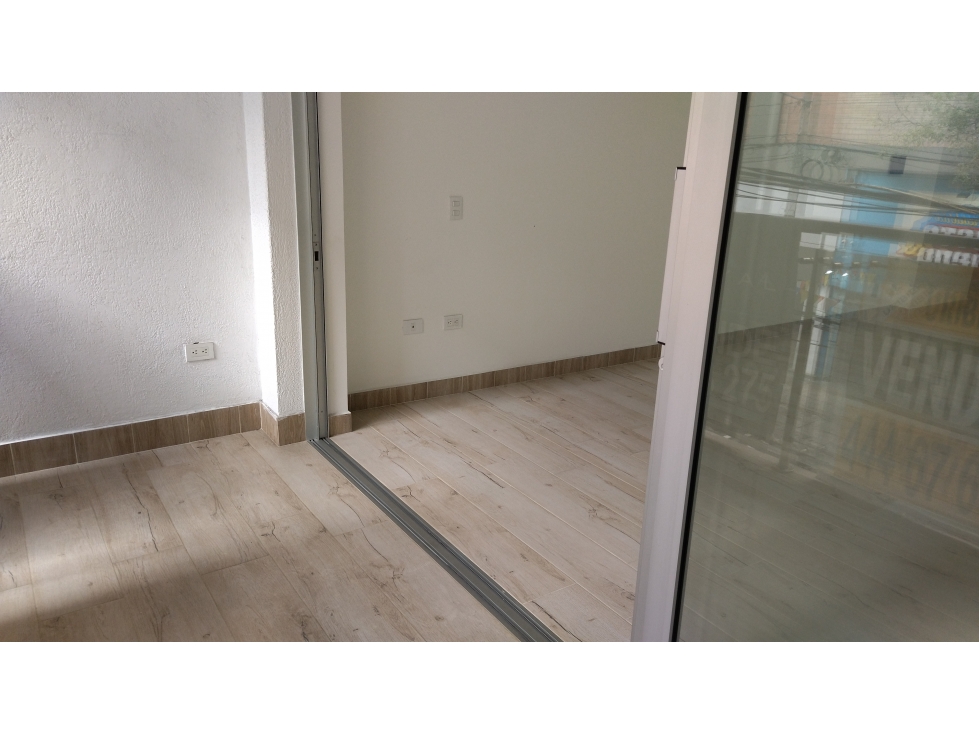 Venta Local Sabaneta Centro P2 C5014419