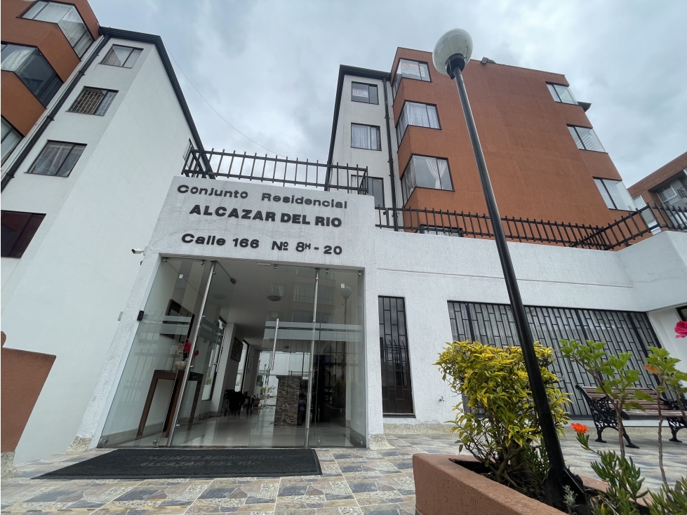 Apartamento ubicado en el barrio Santa Teresira