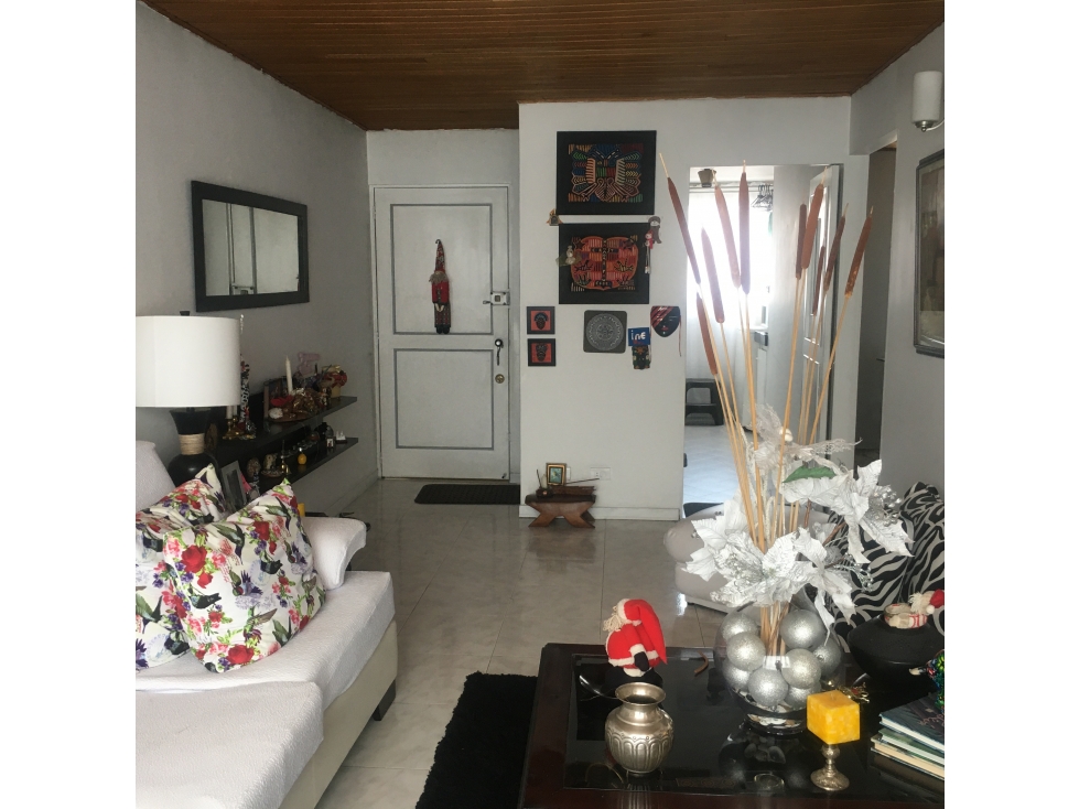 APARTAMENTO SANTILLANA FLORESTA