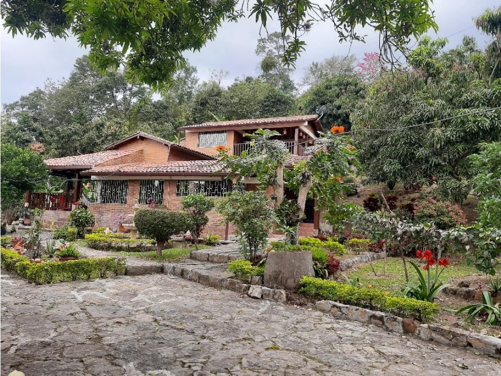 SE VENDE FINCA EN TENA - CUNDINAMARCA