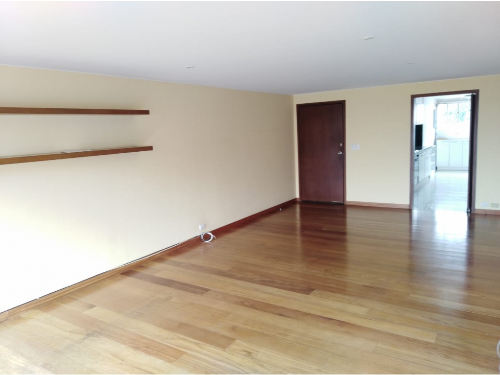 VENDO  APARTAMENTO EXTERIOR EN ROSALES