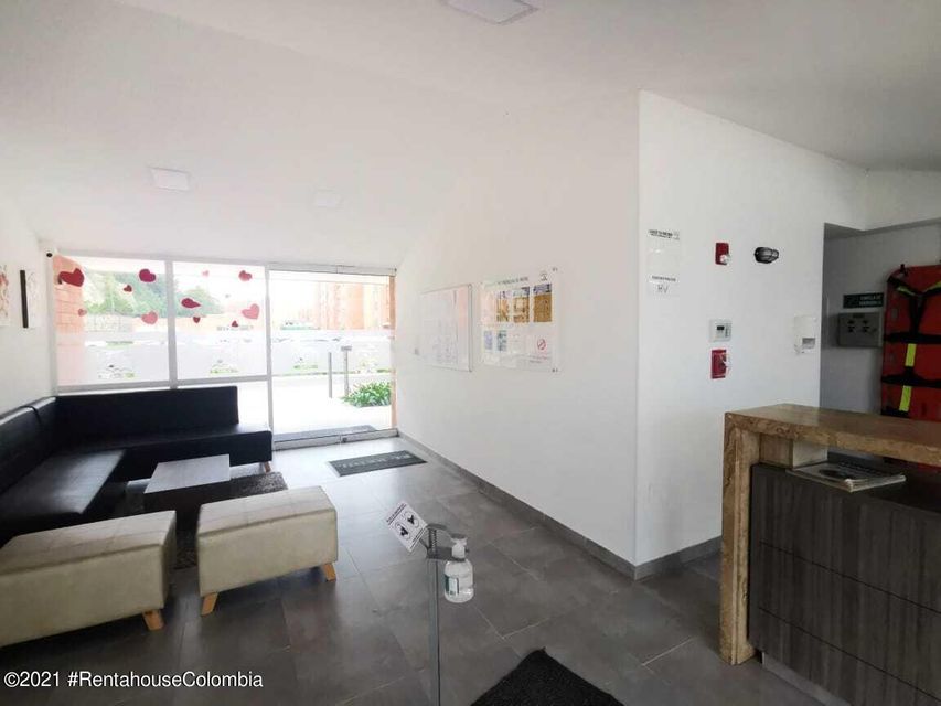 Apartamento en  Madrid RAH CO: 21-1725