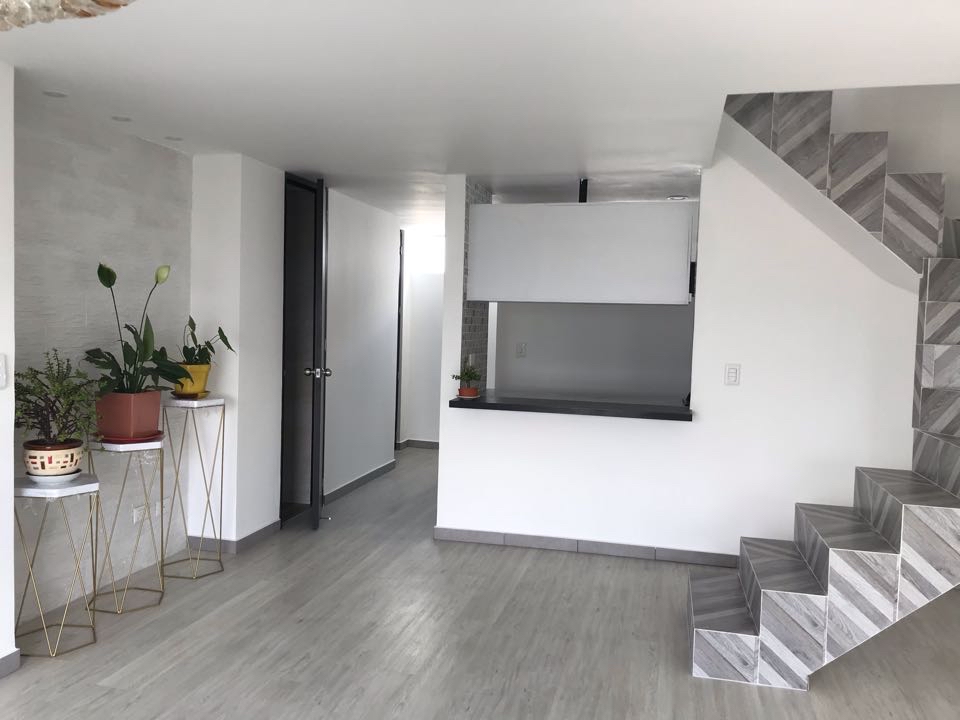 Vendo Duplex en el Rocío - Remodelado