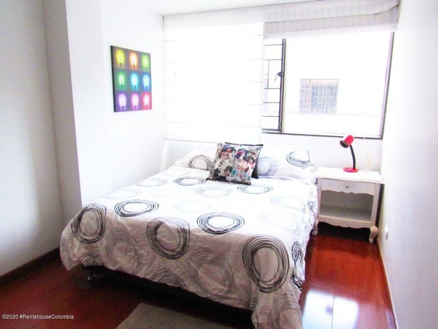 Apartamento en  Santa Barbara COD: 22-206