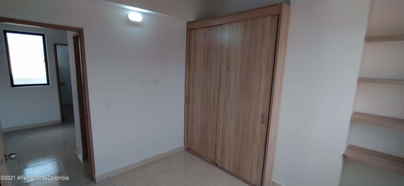 Apartamento en  Asturias(Itagui) CO: 22-841