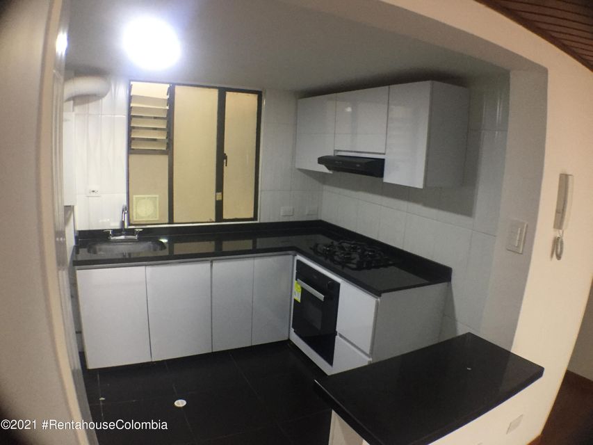 Apartamento en  Puente Largo CO: 22-1443