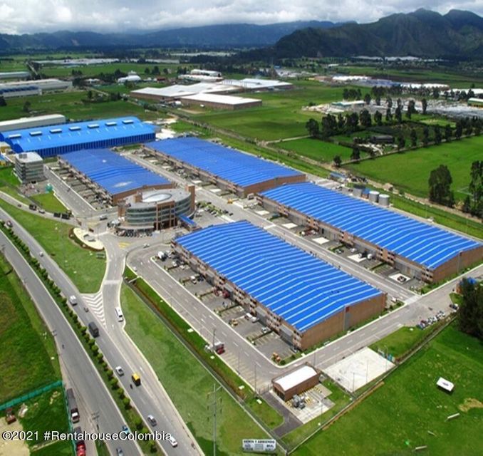 Comercial en  Vereda el Abra(Cota) COD: 22-1520