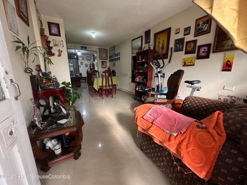 Vendo Casa en  Ciudad Berna(Bogota) C.O  23-870