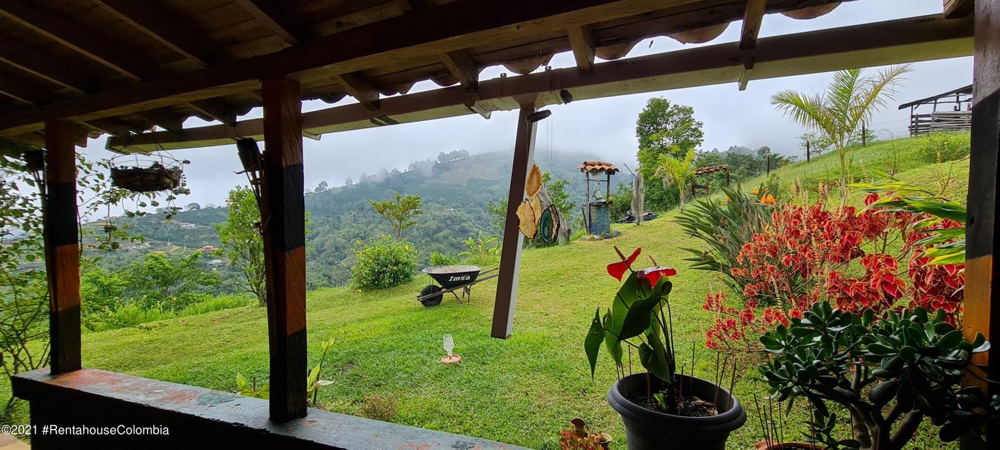 Casa en  Vereda El Mango(Fredonia) cod: 22-1485