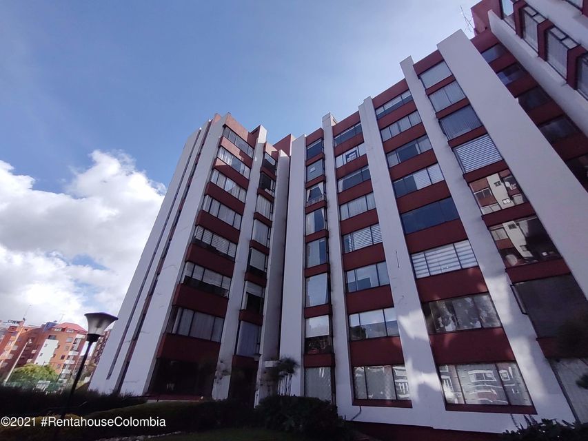 Apartamento en  Country Club RAH CO: 22-789