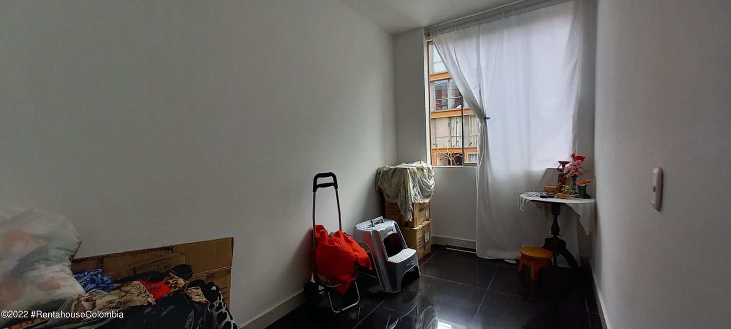 Apartamento en  Suba Urbano RAH CO: 22-2334