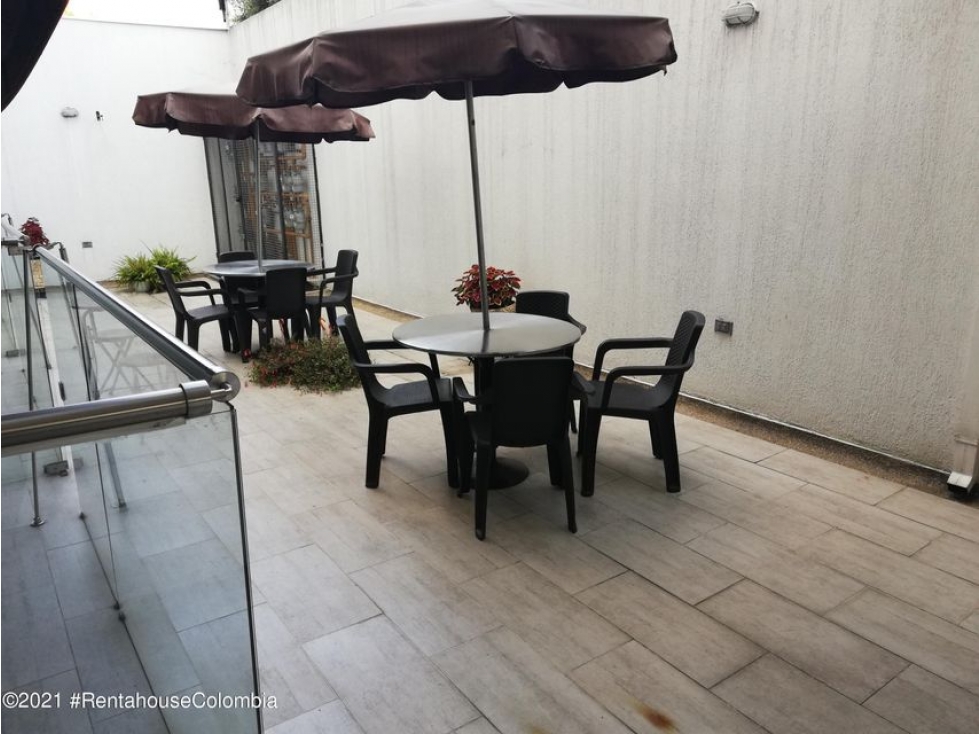 Vendo Comercial en  San Nicolas(Bogota) C.C 22-1632