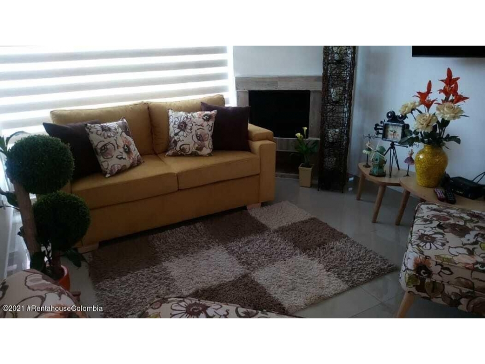 Vendo Casa en  Portales Del Norte(Bogota) C.C 22-21