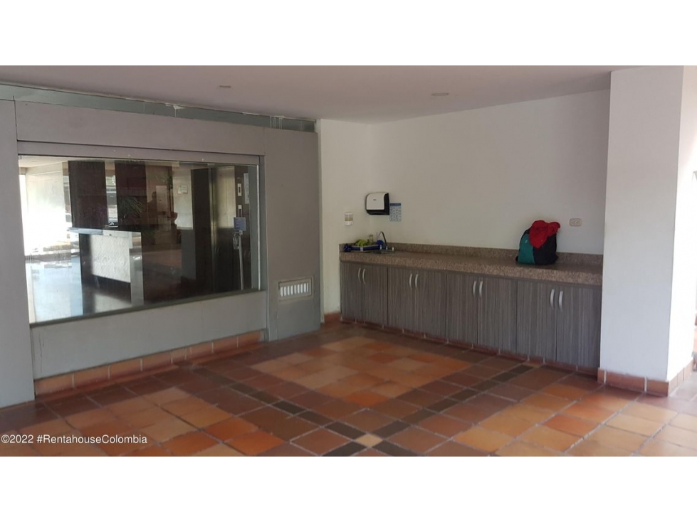 Apartamento en  La Manguita RAH CO: 22-2490