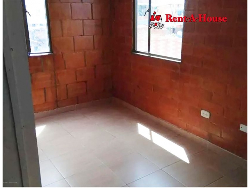 Vendo Apartamento en  Compartir(Soacha) C.C 22-947