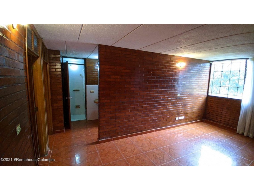 Vendo Apartamento en  Buenos Aires C.C 22-1314