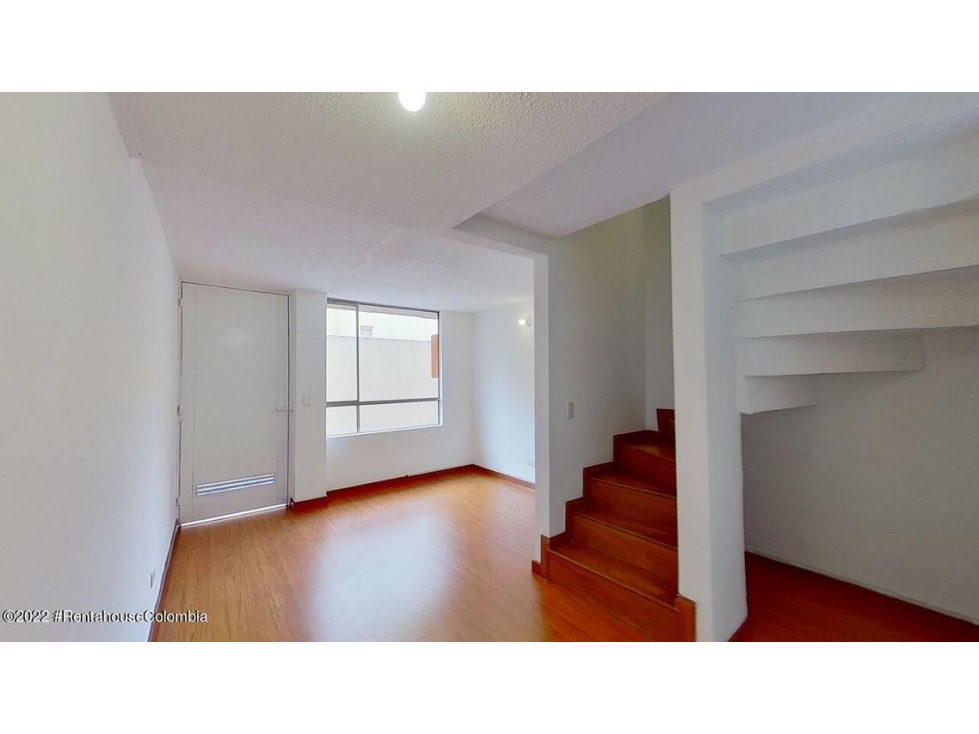 Apartamento en  Mirandela(Bogota) RAH CO: 22-3114