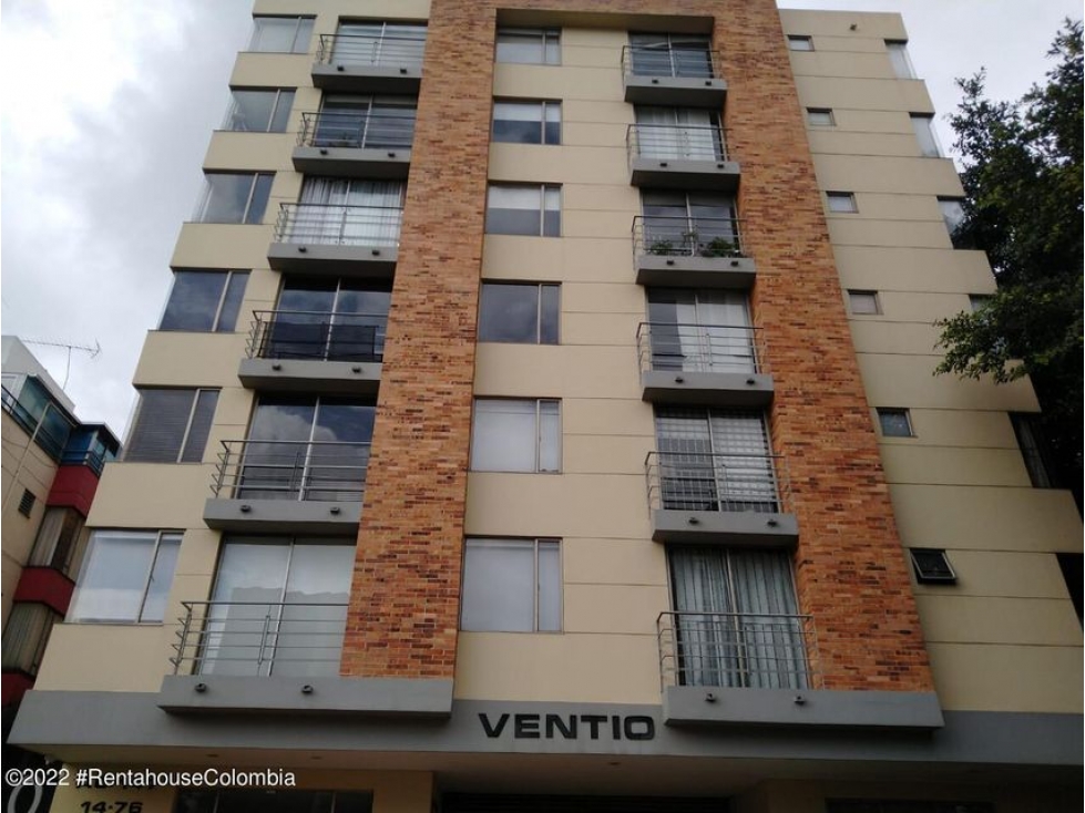 Apartamento en  Caobos Salazar RAH CO: 22-3115