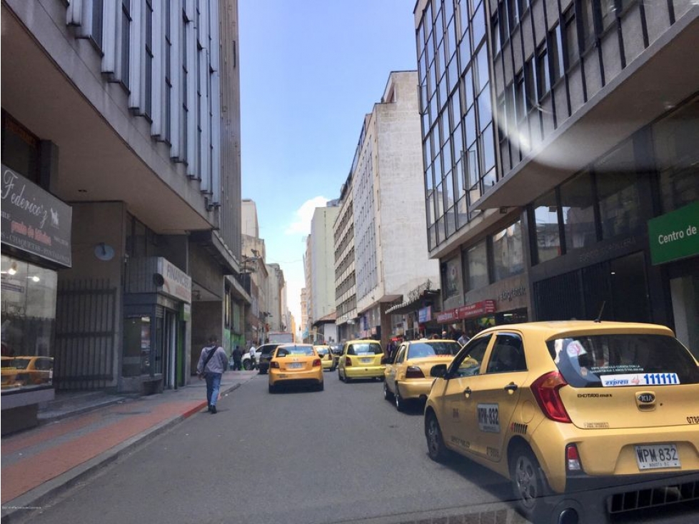 Vendo Comercial en  La Veracruz(Bogota) C.C 22-563