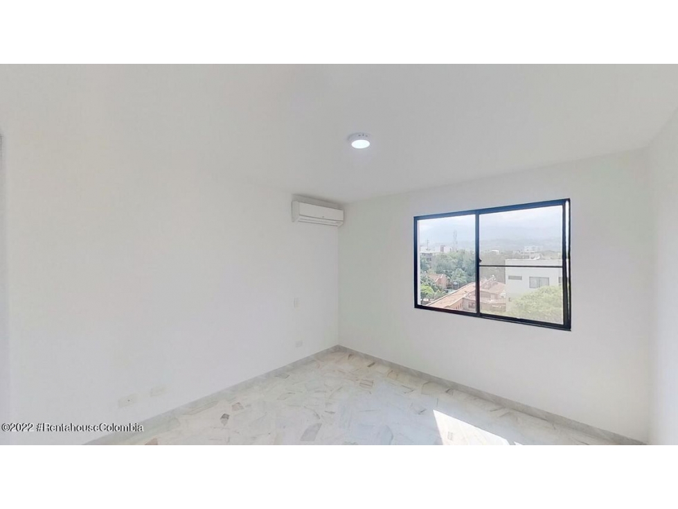 Apartamento en  El Ingenio(Cali) RAH CO: 22-3261