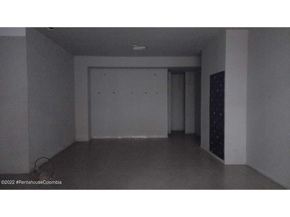 Comercial en  Unicentro RAH CO: 22-2156