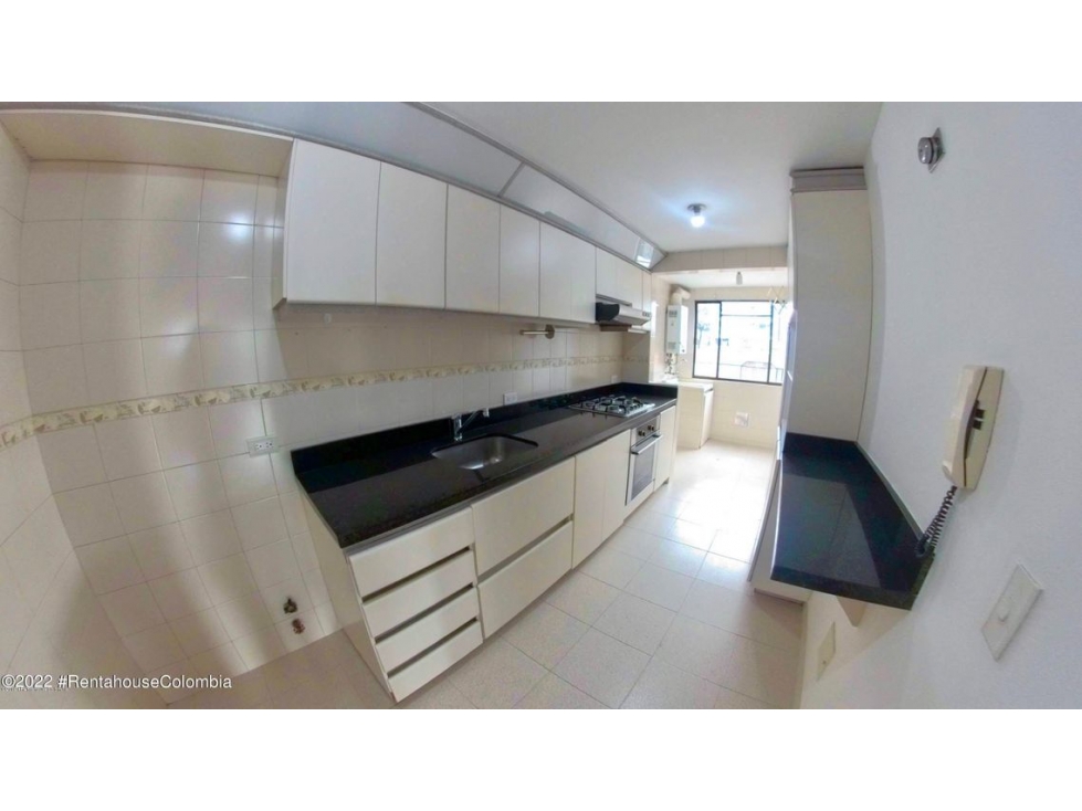 Apartamento en  Lisboa(Bogota) RAH CO: 23-635