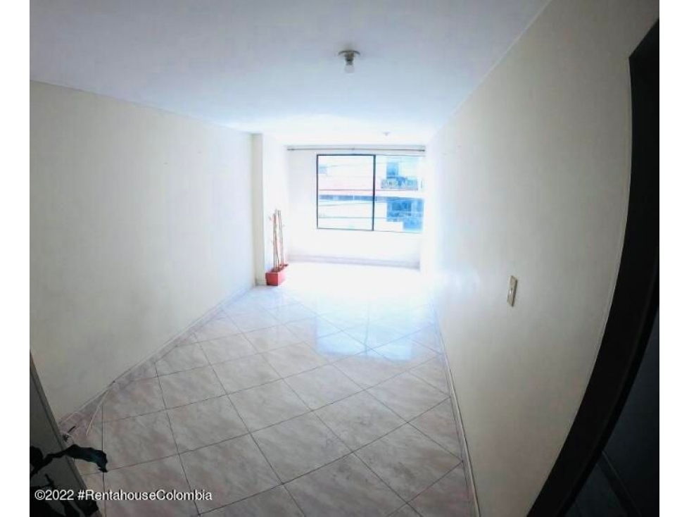 Apartamento en  El Batan(Bogota) RAH CO: 23-1230