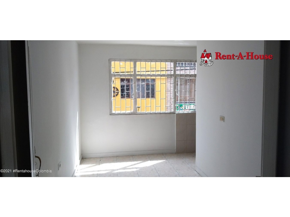 Comercial en  Venecia(Bogota) RAH CO: 23-1100