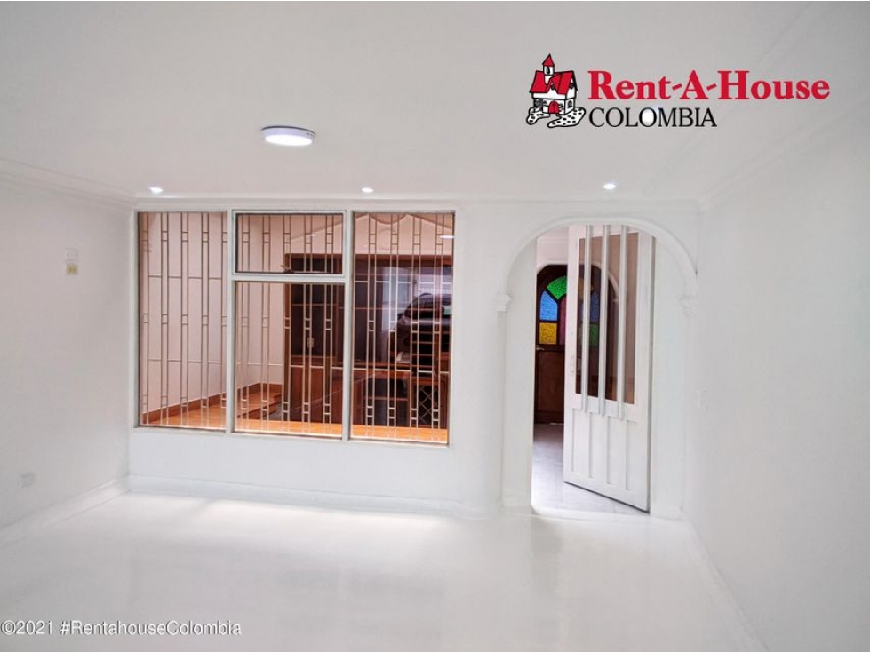 Casa en  Santa Ana Occidental RAH CO: 23-1101