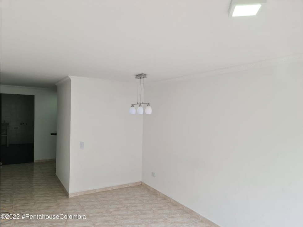 Apartamento en  La Porciuncula RAH CO: 23-1223