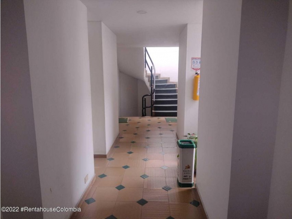 Vendo Apartamento en  Salitre OccidentalS.G. 23-116