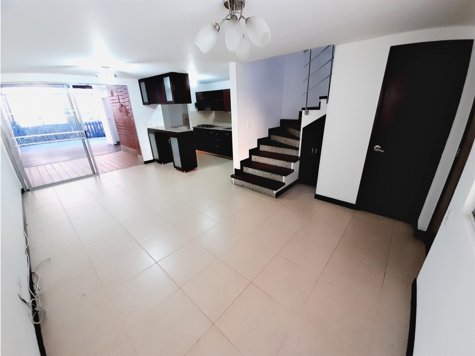 Casa Duplex en Venta en el sector Loma del Esmeraldal en Envigado